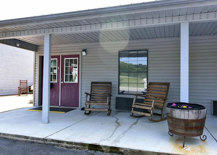 Lynchburg Motels