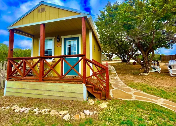Dripping Springs Dog Friendly Lodging and Hotels