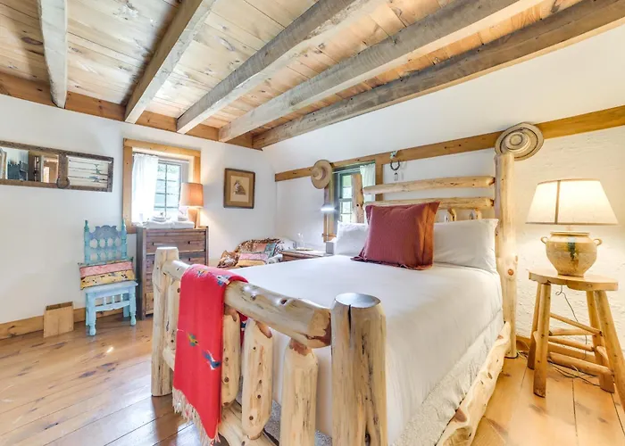 Harbor Springs Dog Friendly Lodging and Hotels