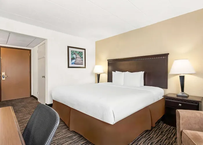 Hazlet Cheap Hotels
