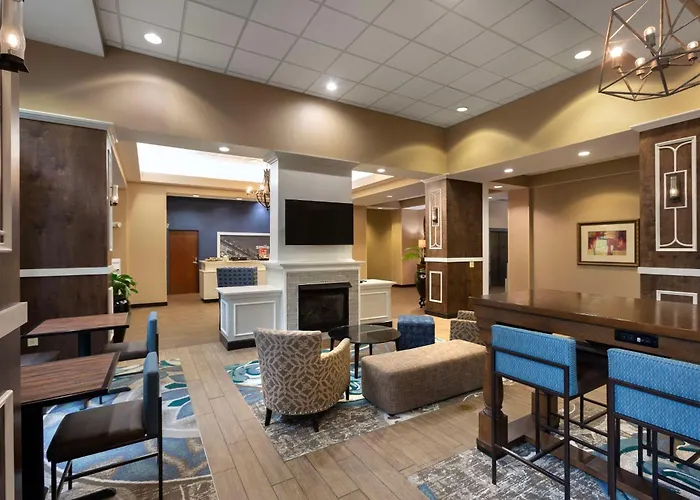 Belmont Dog Friendly Lodging and Hotels