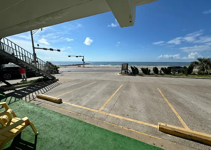 South Houston Motels