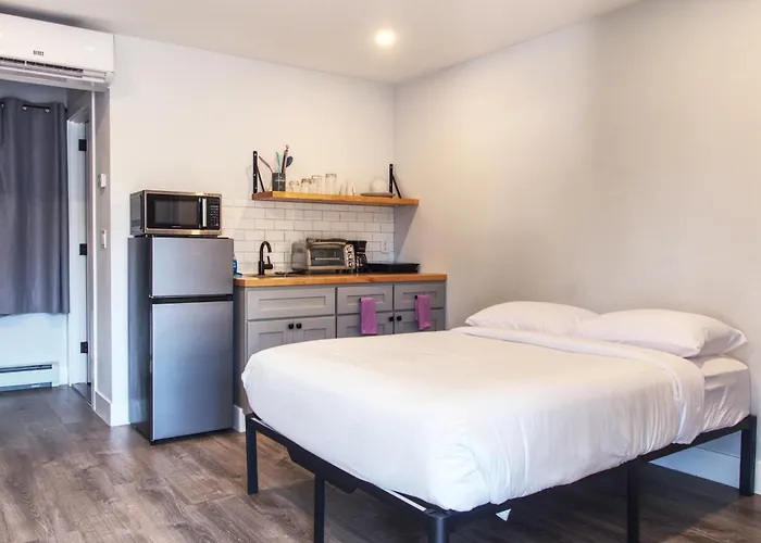 Morrisville Motels