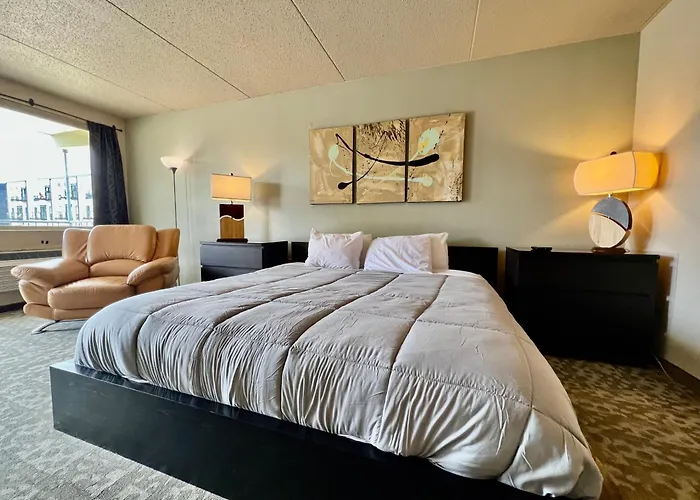 Cedar Falls Dog Friendly Lodging and Hotels