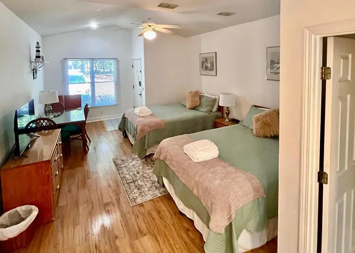 Sunset Beach Dog Friendly Lodging and Hotels