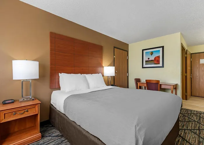 Colfax Motels