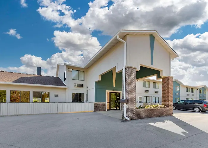 Perry Motels