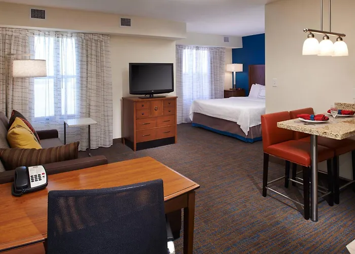 Saginaw Boutique Hotels