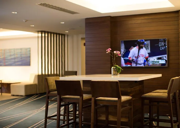 Best 6 Spa Hotels in Newport for a Relaxing Getaway