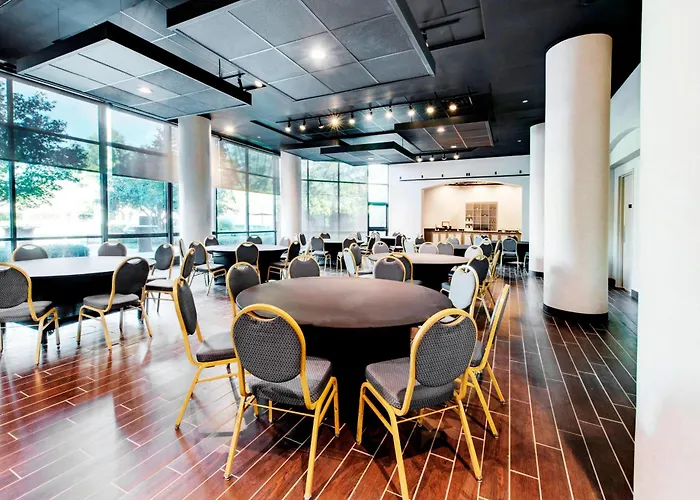 Greenville Boutique Hotels