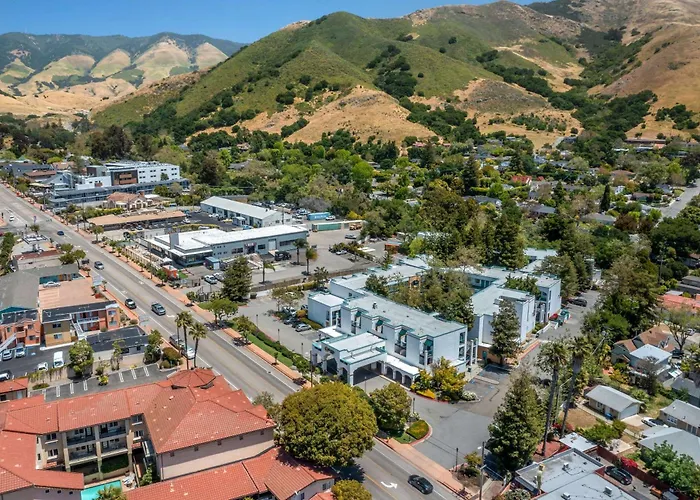 San Luis Obispo Dog Friendly Hotels
