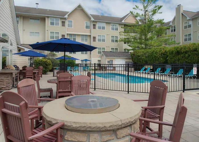 Troy Dog Friendly Hotels