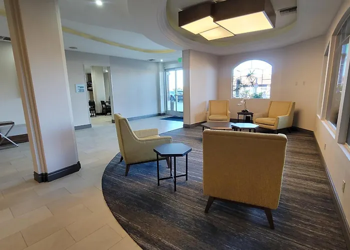 Chula Vista Boutique Hotels