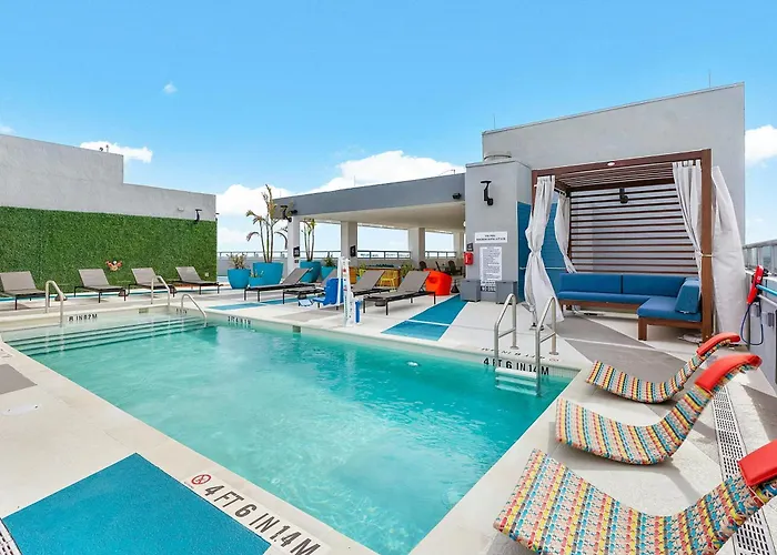 Fort Lauderdale Dog Friendly Lodging and Hotels