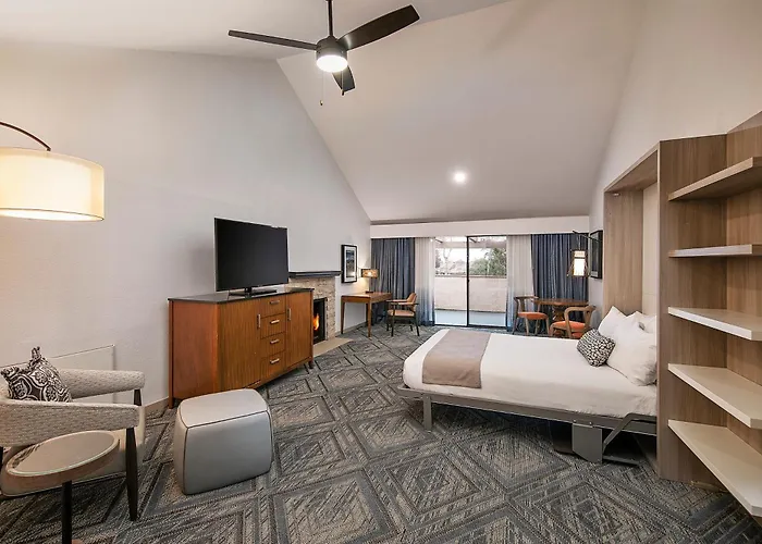 Half Moon Bay Dog Friendly Hotels