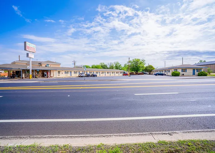Snyder Dog Friendly Lodging and Hotels