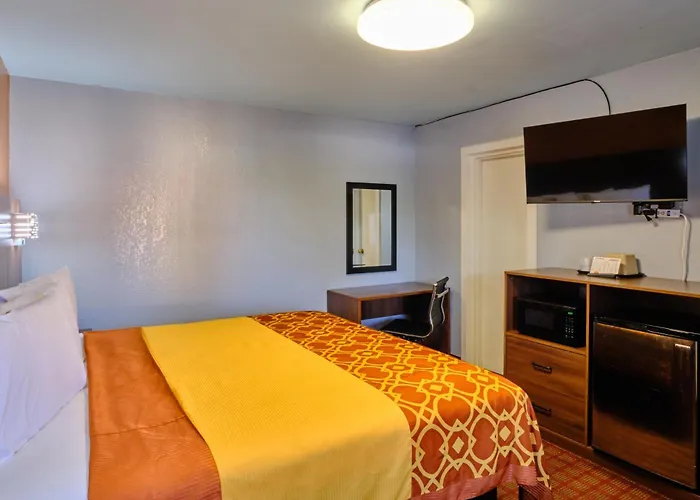 Medicine Lodge Motels