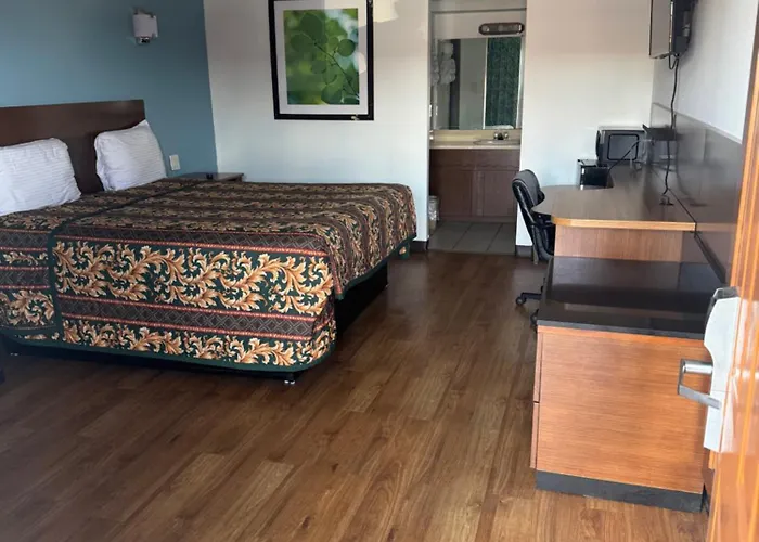Lancaster Motels