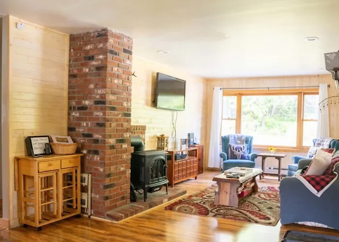 Stratton Dog Friendly Lodging and Hotels