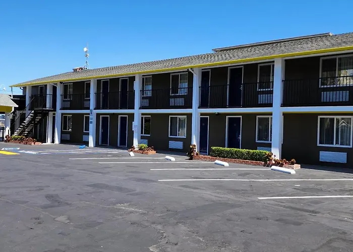 Belmont Motels