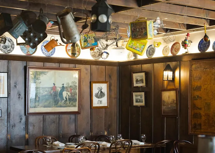 Stockbridge Dog Friendly Lodging and Hotels