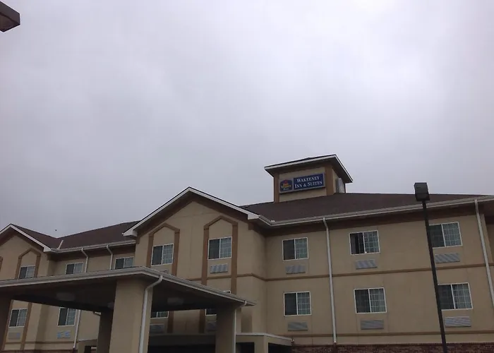 Wakeeney Dog Friendly Hotels