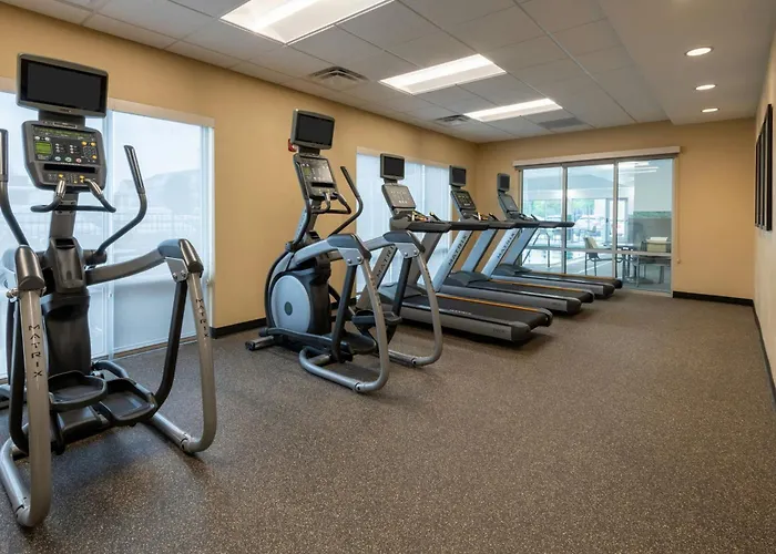 Edwardsville Dog Friendly Hotels