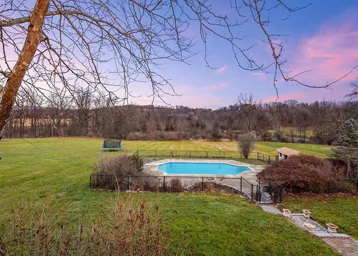 Goshen Dog Friendly Lodging and Hotels