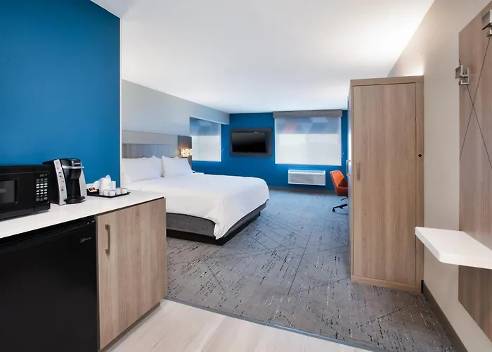 Defiance Cheap Hotels