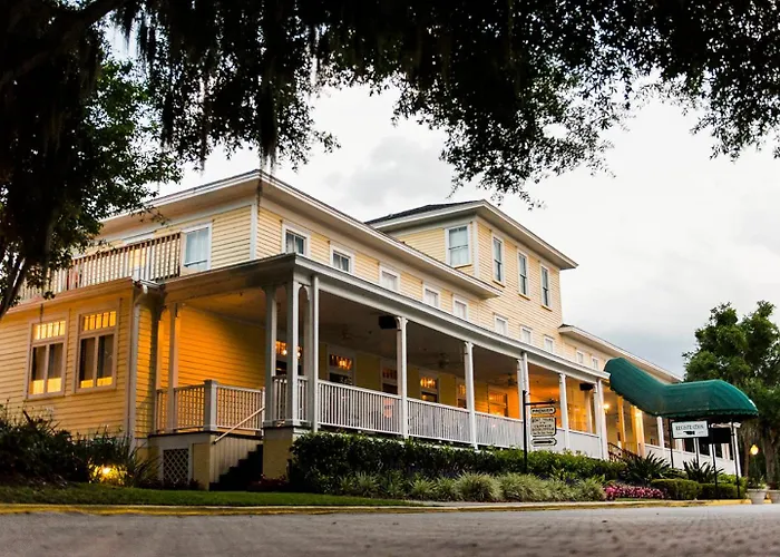 Mount Dora Dog Friendly Hotels