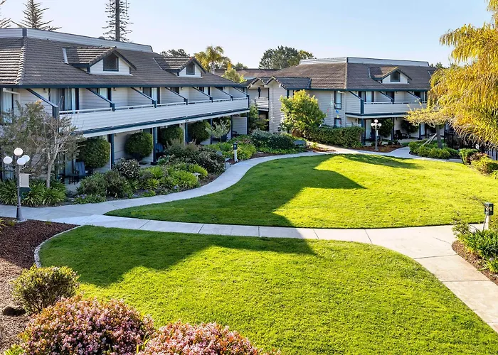 Aptos Dog Friendly Lodging and Hotels