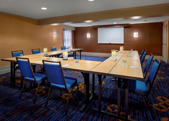 Danvers Dog Friendly Hotels