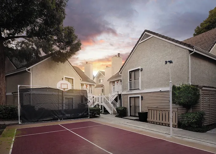 San Mateo Dog Friendly Hotels