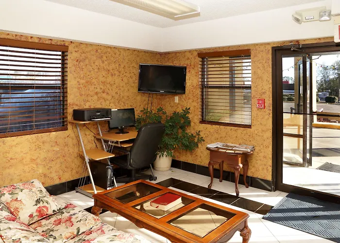 Andalusia Motels
