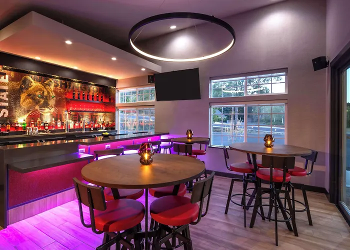 Pullman Dog Friendly Hotels