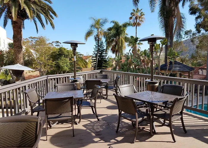 Avalon Dog Friendly Hotels