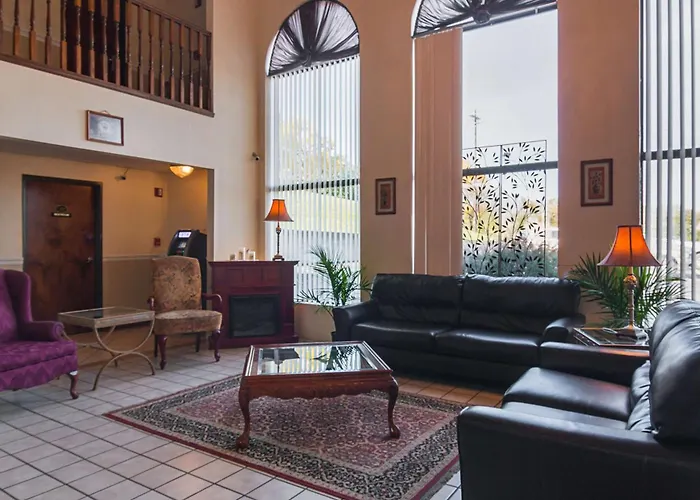Hannibal Dog Friendly Hotels