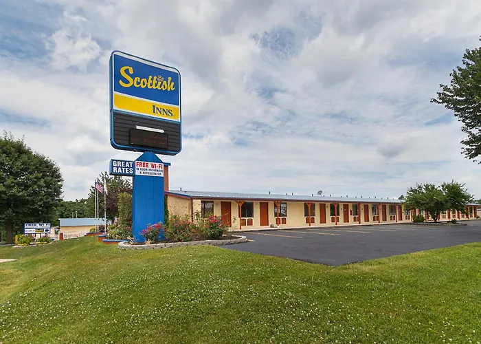 New Cumberland Motels
