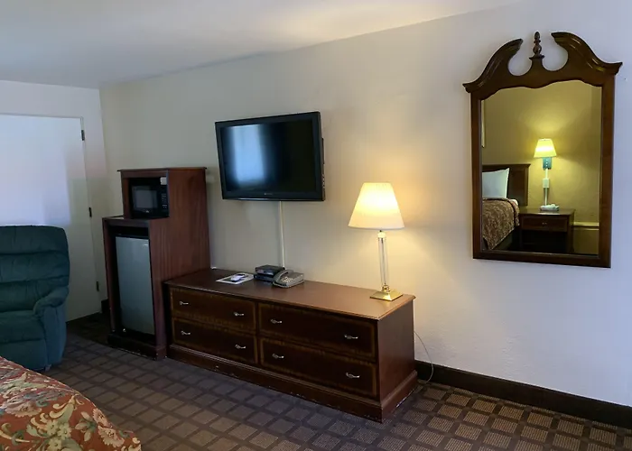 Littleton Motels