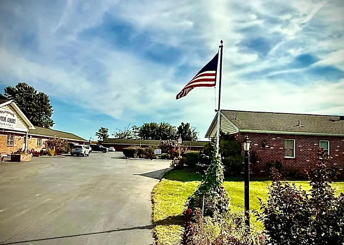 Parkville Motels