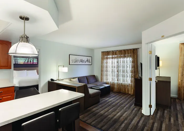 Centennial Dog Friendly Lodging and Hotels