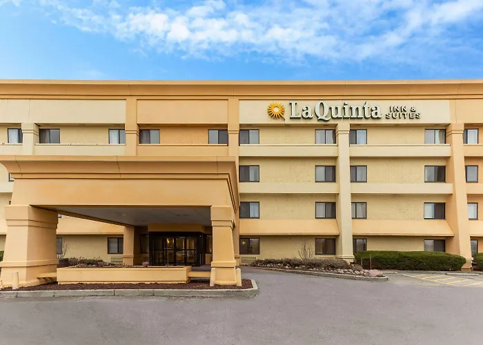 Gurnee Dog Friendly Hotels
