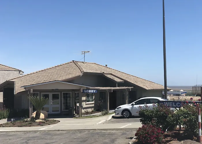 Kettleman City Dog Friendly Lodging and Hotels