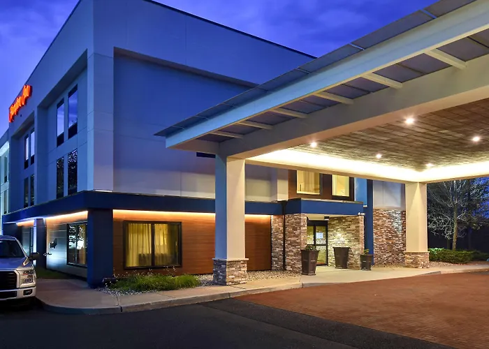 White River Junction Dog Friendly Lodging and Hotels