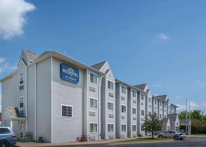 Holmen Motels