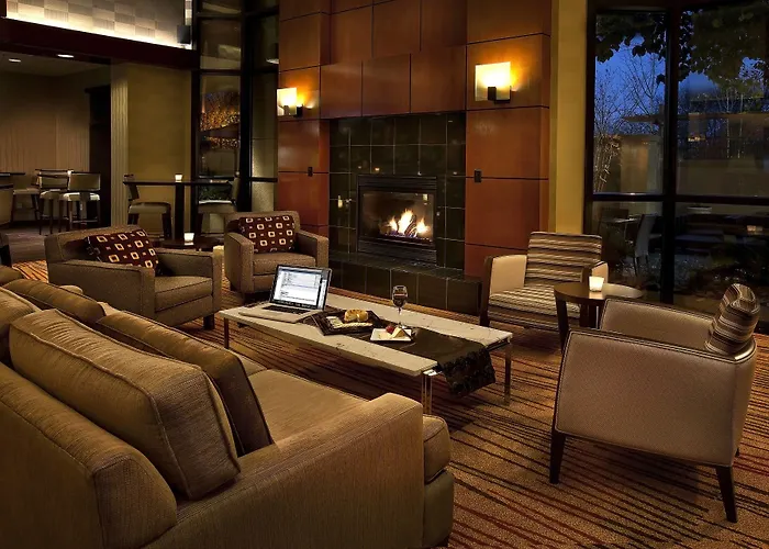 Tukwila Dog Friendly Lodging and Hotels