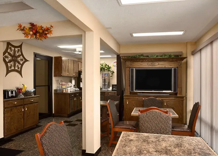Monticello Motels