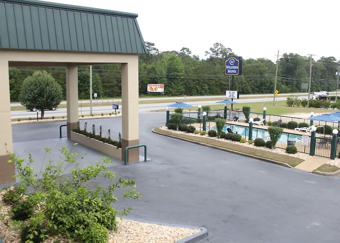 Monticello Motels