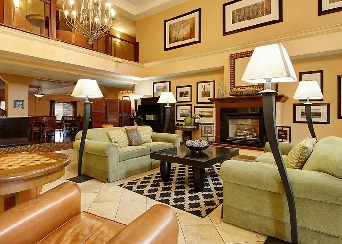 Albany Dog Friendly Lodging and Hotels