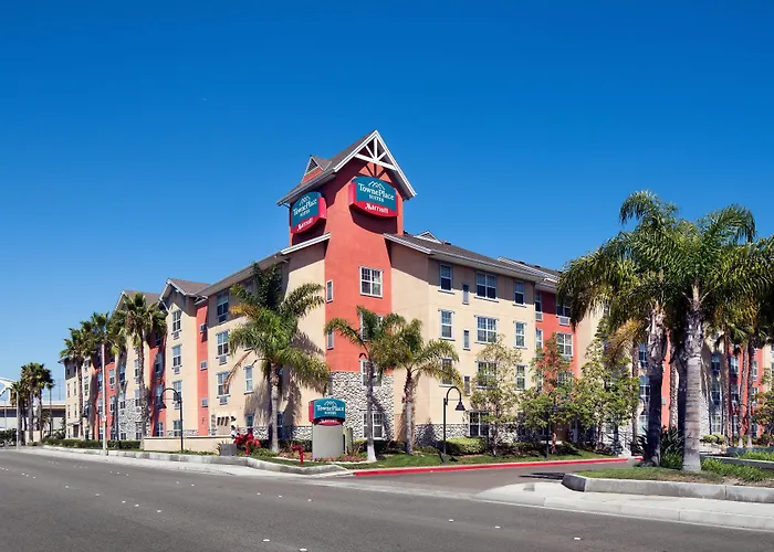 Hawthorne Dog Friendly Lodging and Hotels